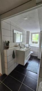 Charming self-contained apartment in Glarnerland - 5