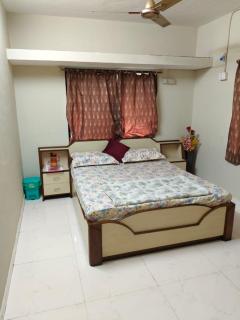 DamanNest Homestay Couples Families Solo Women Welcome - 9