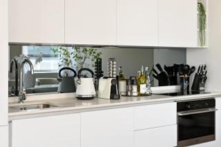 Elevated Luxury 2-Bed Apt with Elevator Access - Le Cap - 3
