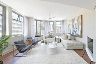Elevated Luxury 2-Bed Apt with Elevator Access - Le Cap - 0