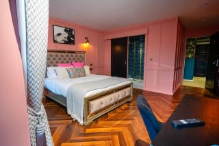 Woollen house - 2