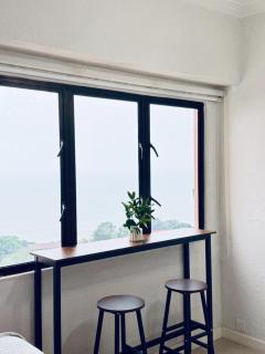 3BR 8pax Deluxe Seaview Suite at Batu Ferringhi - 9