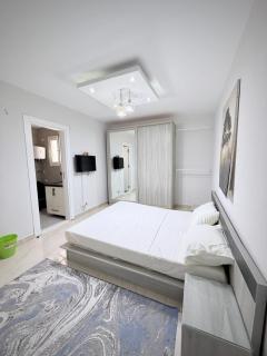 Modern 3BR Apartment Madinaty Near Airport - 5