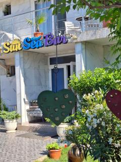 Sun Sea Bar - 2