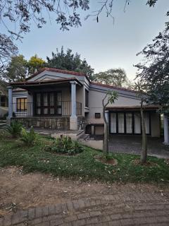 68 Lugagane Close - 0
