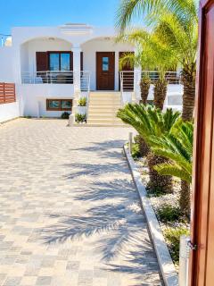 KIDONIA luxury villa - 0