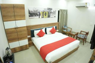 Hotel Carom Inn - 1