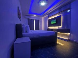 DoubleM Suites & Lounge - 3