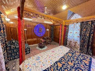 Young Shahzada Group of Houseboats - 2