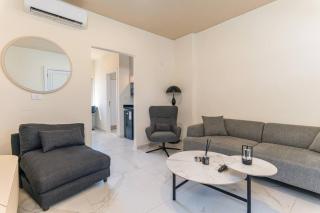 Sola 1-BR Apartment In Batroun - 9