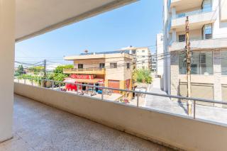 Sola 1-BR Apartment In Batroun - 3