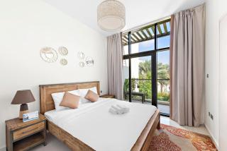 Spacious 3BR Villa in Dubai Hills with Pool and Gym - 8