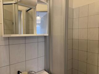 Vienna Stadthalle Aprtment Suit - 2