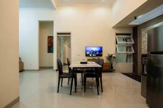 Velora House 3BR Staycation in Colomadu - 6