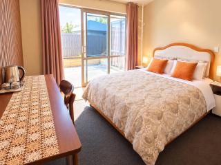 Queenstown Stay - 8