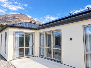 Queenstown Stay - 6