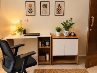 Private Cozy 1BHK with Balcony, Lift and Fast WiFi in Bangalore - 2