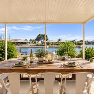 Canal viewPrivate JettyFamily-Pet Friendly - 8