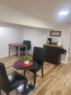 Central Cozy Haven! Private Room, Self Check-In, Entire Unit, UofA, NAIT - 7