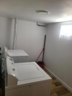 Central Cozy Haven! Private Room, Self Check-In, Entire Unit, UofA, NAIT - 2