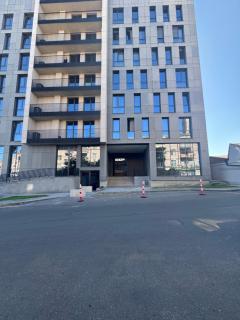 Panorama Apartment by Kievyan Bridge - 9