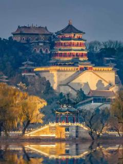Carefree Bear Youth Hostel-Near The Summer Palace & Old Summer Palace, Close to Line 12 Sijiqing Qiao Station - 0