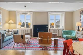 Large Stylish City Flat w Kings Garden View - 0