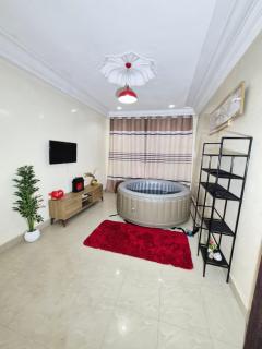 Studio Meublé avec Jaccuzi 24h - 0