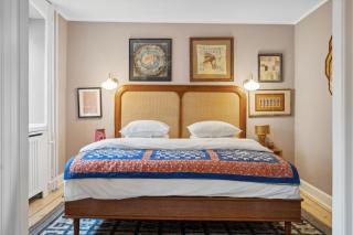 Large Stylish City Flat w Kings Garden View - 8
