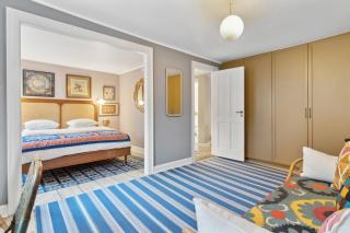 Large Stylish City Flat w Kings Garden View - 7