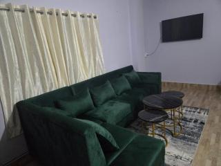 Roadji Stay 004, Pahariqa, 3-BHK Studio Apartment - 6
