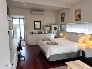 Fig Tree Lane Studio - 2