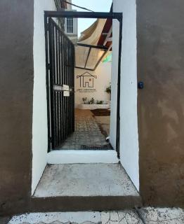 Loti's Guesthouse - 7