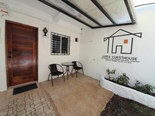 Loti's Guesthouse - 2