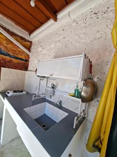Loti's Guesthouse - 1