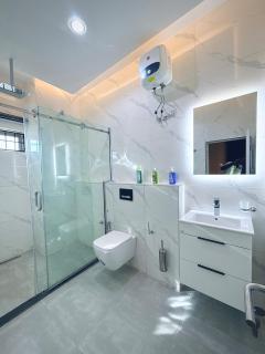 Ultra-Luxury Smart 2-Bedroom Apartment in Guzape - 6