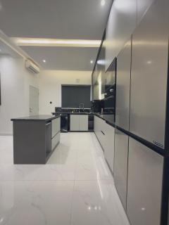 Ultra-Luxury Smart 2-Bedroom Apartment in Guzape - 5