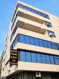 Hotel Park Stay 2 - Near Noida 15 Metro Station - 2