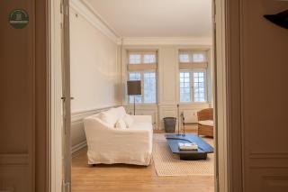 Bright Historic 2BR Apt by Nyhavn & Strøget - 3