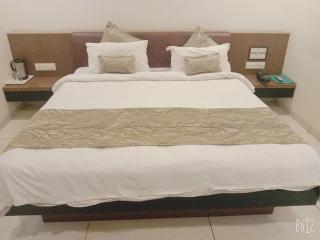 Hotel Kalyan's - Mansingh Inn - 7