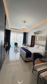 Modern Studio with Pool - 3