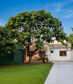 Cozy house with large garden and gourmet area - 0