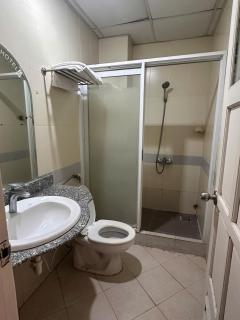 Khách Sạn Đồng Khánh - 2