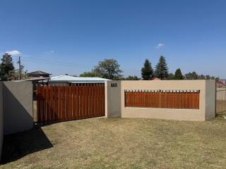 Vaal Marina Getaway - 9