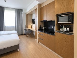 SOLWO Suites Berlin Charlottenburg - 6