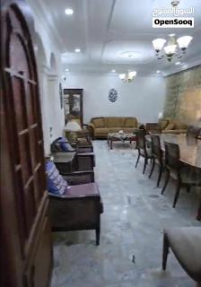 الشميساني شقة أرضية فاخرة مفروشة ثلاث غرف نوم وصالتين مع حديقة تحيط بها - 8