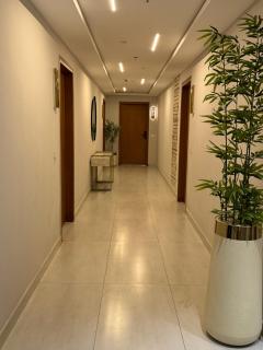 The Point Apartment Hotel - 4
