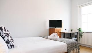 Seymour Townhouse by Serviced Living Liverpool - 7