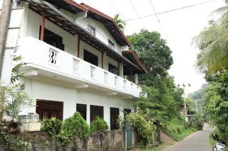 Amuthu Rate Guest - 4