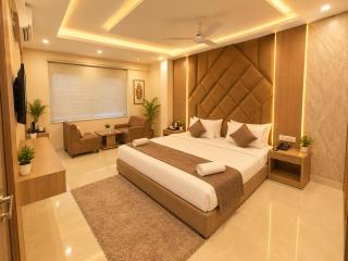 Hotel Bellwoods Suites Near IGI Delhi International Airport - 0